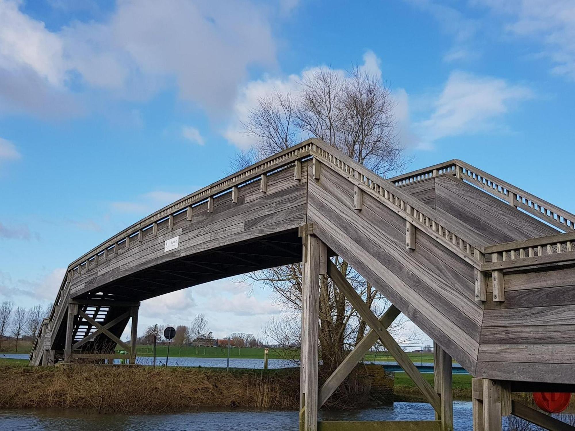 Spacious Holiday Home With Pond In Poperinge Roesbrugge-Haringe Bagian luar foto